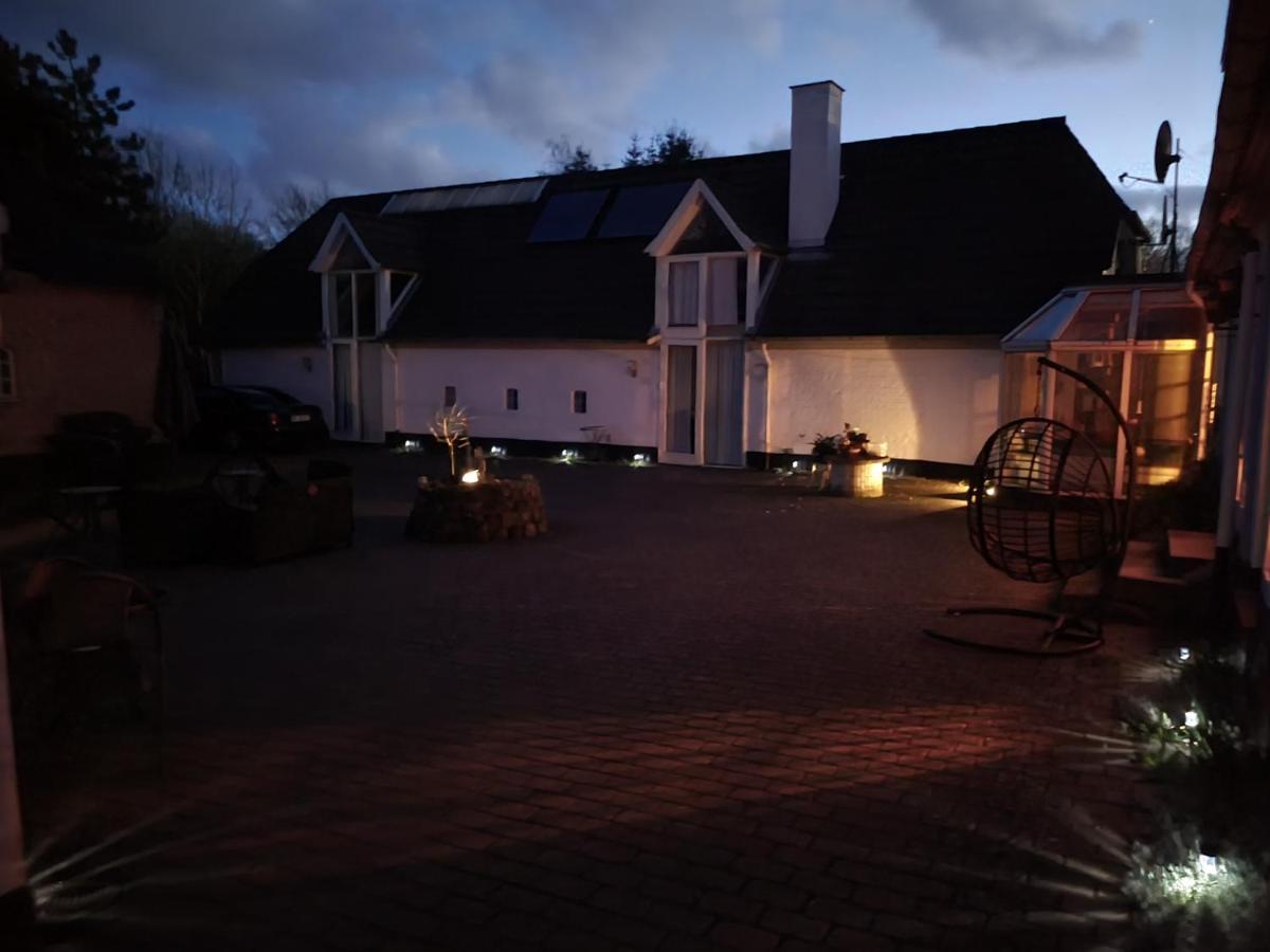 Trandafir Guesthouse Egtved Extérieur photo